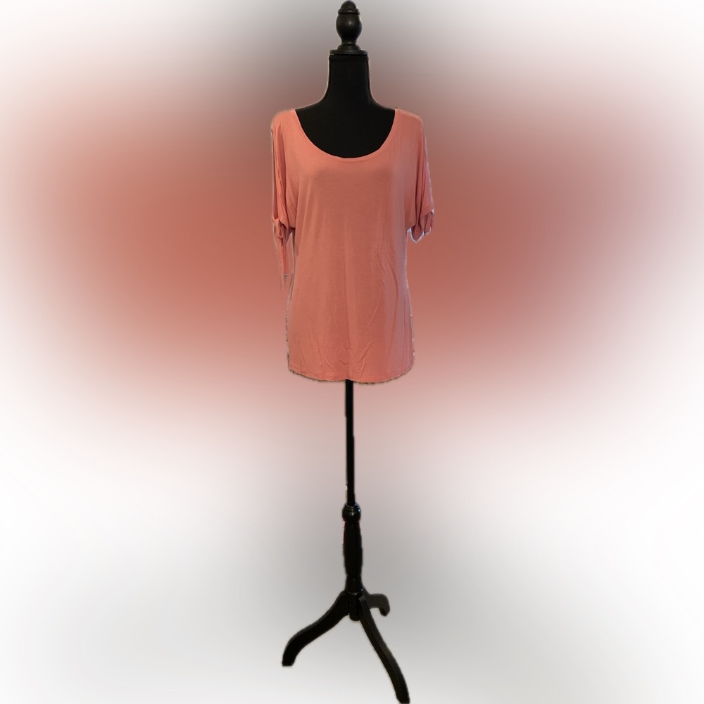 Soho New York and Company, soft tee light pink, Medium